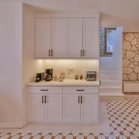 阿拉卡提巴尔巴德姆酒店 3*