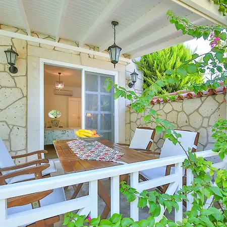 阿拉卡提巴尔巴德姆酒店