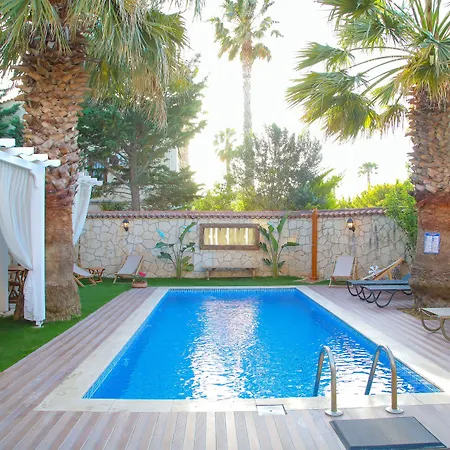 阿拉卡提巴尔巴德姆酒店 3* 阿拉恰特